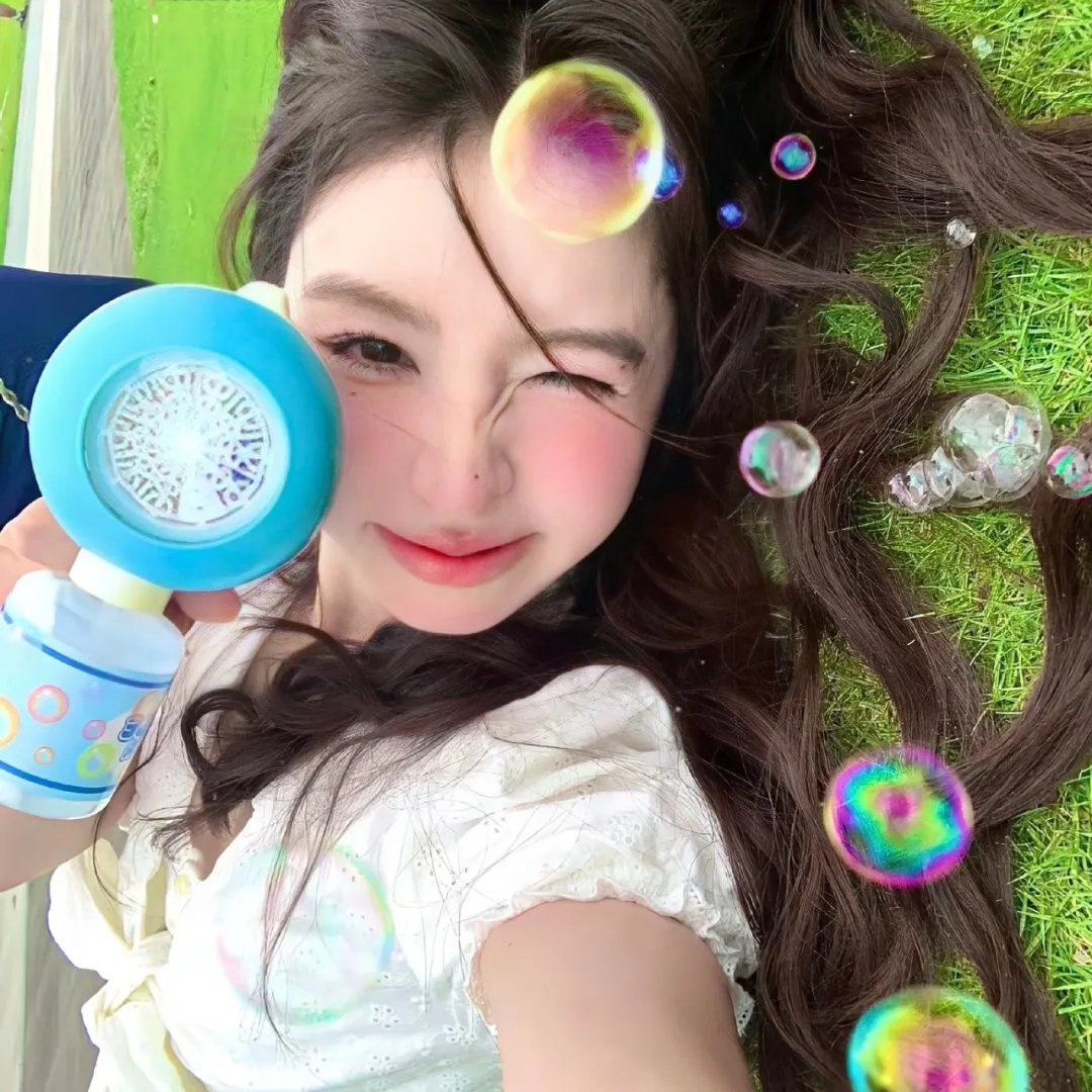 翠迪斗智黑猫